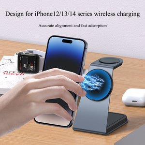ที่ชาร์จไร้สายแบบ3 in 1ทำจากอะลูมิเนียม15W สำหรับ <span class=keywords><strong>iPhone</strong></span> 15 14 <span class=keywords><strong>13</strong></span> 12 Airpods <span class=keywords><strong>Apple</strong></span> <span class=keywords><strong>Watch</strong></span> - Product Image 4