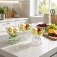 Bol à dessert en verre contemporain décoré de marguerites 3D transparentes, coupe à sundae à pied ondulé