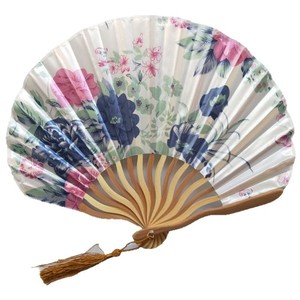 Éventail pliant en tissu de style japonais antique avec motif de couteau à lame, fabriqué en Chine - Product Image 5