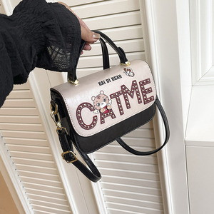 महिला डिजाइनर बैग प्यारा कार्टून बिल्ली के आकार का पैटर्न कंधे बैग लक्जरी ब्रांड महिला हैंडबैग लेटी - Product Image 3