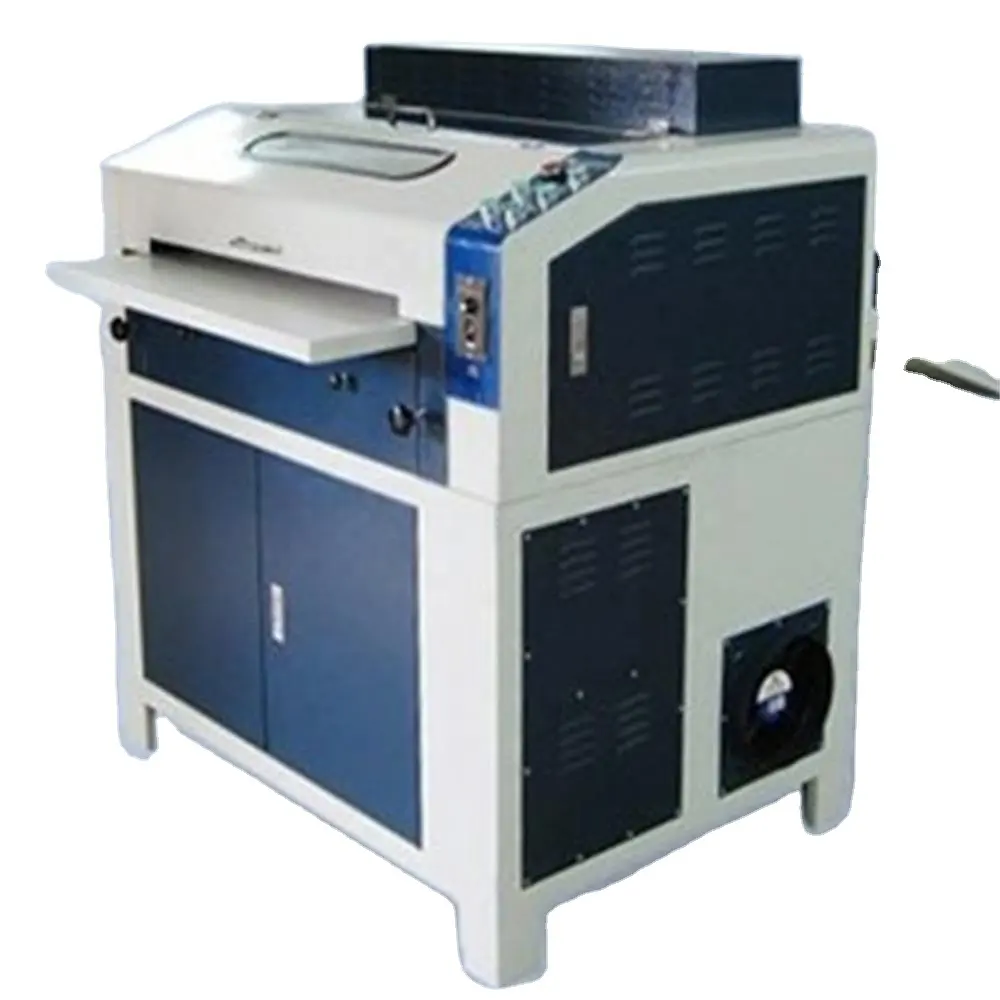 Nieuwe model XH-UV630B automatische kleine hele uv vernis machine uv coating machine met 635mm