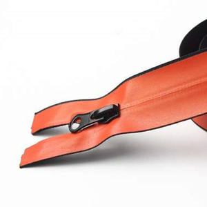 Suministro Directo de Fábrica # 5 # Cremallera de nailon impermeable de 8 hilos con extremo abierto de PU/TPU/PVC, cremallera impermeable de material resistente. - Product Image 5