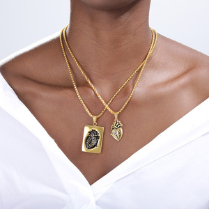 2pcs Set 18K PVD Gold Plated Couple <b>Necklace</b> | Lover Pendant <b>Necklace</b> with <b>Anatomical</b> <b>Heart</b> Design | Trendy Couple Jewelry Gift - Product Image 6