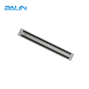 <span class=keywords><strong>Porte</strong></span>-couteau <span class=keywords><strong>magnétique</strong></span> mural à aimant Balin 8 ''-24 pouces en acier inoxydable <span class=keywords><strong>porte</strong></span>-couteau <span class=keywords><strong>magnétique</strong></span> <span class=keywords><strong>barre</strong></span> de support à rayures pour murs de cuisine - Product Image 3