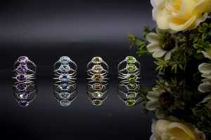 Anillo de Plata de Ley 925 con Tres Piedras de Amatista Natural, Hecho a Mano, con Engaste de Bisel de Primera Calidad, para Boda - Product Image 6