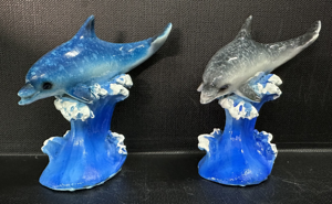 Overstock Q-Max 8 "H Dolfijnen Zwemmen In De Golven Standbeeld Zeeleven Decoratie Beeldje - Product Image 2