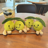 Porte-clés en peluche olive mignon, jouet en peluche fruit de dessin animé, breloque de sac, pendentif olive verte douce, vente en gros