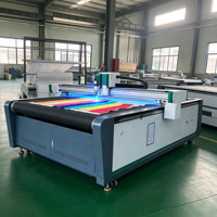 Découpeuse numérique CNC à alimentation automatique de dernière génération pour cuir et tissu, machine de découpe de tapis de voiture avec logo personnalisé, traceur numérique