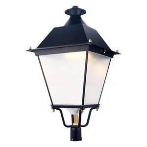 Massive tender luminaire Exterior high quality Urban lighting housing Farloes clasico Villa Ront Neuf Walk