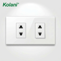 Enchufe de Corriente Modular Doble de 2 Orificios Kolani Tamaño 120, 16A 250V, Panel de PC Blanco con Obturador de Seguridad Infantil Antichoque