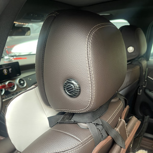 Car Headrest Button Decorations Silver Carbon Fiber Texture Zinc Alloy Polished For Mercedes-Benz W205 C-Class W213 E-Class - Product Image 4
