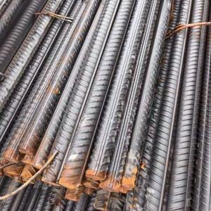 Hrb400 HRB500 10mm 6mm 25mm Barra de acero deformada Barra de refuerzo de acero 12m <span class=keywords><strong>Precio</strong></span> por tonelada Proveedor Barra de refuerzo de acero Ca50 - Product Image 3