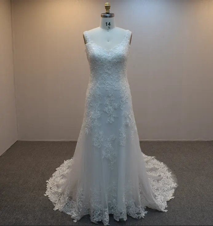 Luxury Lace Straps Wedding Dress And V-Neck Wedding Dress With Beads Bridal Dress