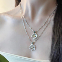 Collier Chaîne de Clavicule de Luxe LeiYu en Argent Sterling S925 Plaqué Or avec Pendentif Tournesol et Zircon, Vente en Gros pour Mariages
