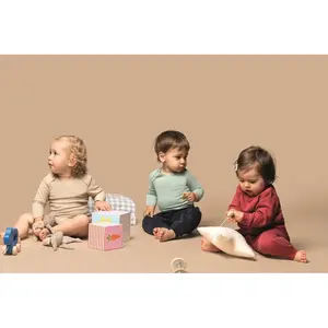 Sudadera Ecológica para Recién Nacido, Merchandising Sostenible - Product Image 3