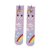 Vente en gros de chaussettes hautes pour enfants avec logo personnalisé en 3D, chaussettes longues pour enfants en nylon durable