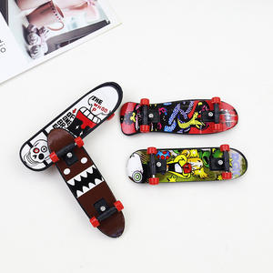 Ensemble de jouets de skateboard <span class=keywords><strong>pour</strong></span> <span class=keywords><strong>doigts</strong></span>, 12 styles, <span class=keywords><strong>mini</strong></span> planche à roulettes <span class=keywords><strong>pour</strong></span> <span class=keywords><strong>doigts</strong></span>, roues à roulements, jouet sportif <span class=keywords><strong>pour</strong></span> enfants - Product Image 3