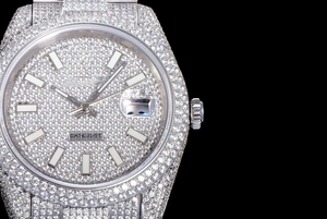 Reloj Mecánico de Cristal Sumergible de Súper Calidad, 41 mm, Fábrica TW, Acero 904L, Movimiento 2824, Diseño Cielo Estrellado con Diamantes de Hielo - Product Image 2