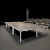 Plateforme de scène extérieure en aluminium pour concerts, podium à quatre pieds pour événements et mariages