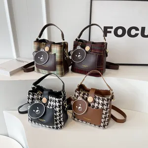 The new fashion handbags2023 lady cute magnetic buckle bags lady design purses For Females