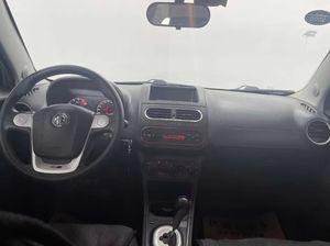 MG 3 Comfort Edition 2017, mini SUV, conduite à gauche, turbo, traction avant, automatique, essence, voiture d'occasion avec intérieur foncé - Product Image 6