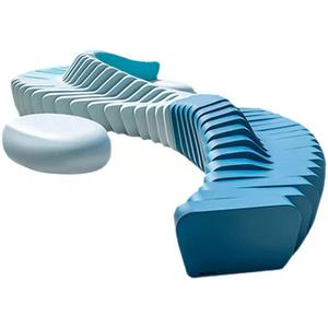 Chaise d'attente interactive extérieure en fibre de verre Dynamic Wave, écologique, durable, facile à nettoyer, pour centre commercial, école, parc, hôtel, salle de sport - Product Image 1