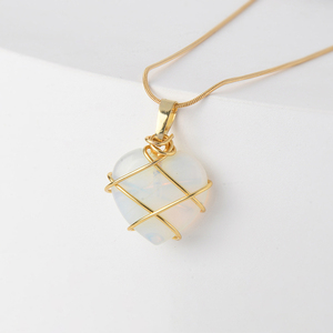 G1464 Venta caliente collares de joyería de amor colgante de cristal Natural de polvo de cristal de melocotón de forma de corazón de amor collar de cuarzo <span class=keywords><strong>rosa</strong></span> - Product Image 4