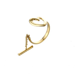 Anillo de Acero Inoxidable con Borlas Chapadas en Oro de Buena Calidad, Anillo Hueco con Forma de Corazón - Product Image 2