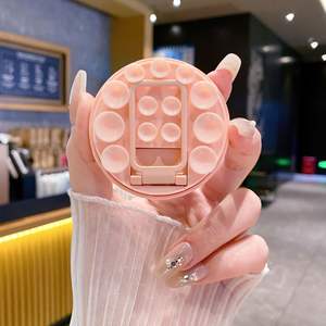 Supporto Magnetico in Silicone di Alta Qualità con Anello Girevole per Cruscotto Auto, Accessori per Telefoni Cellulari - Product Image 4