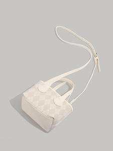 Bolso de Mano para Mujer, Estilo 2026, Diseño Exclusivo y de Alta Gama, Moderno y Versátil, con Textura en Relieve con Patrón de Diamantes - Product Image 4