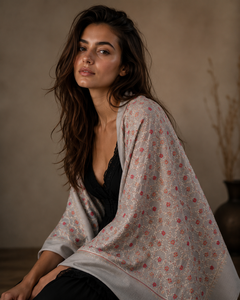 Chal de Viscosa Bordado Premium para Mujer con Estampado Digital Artístico, Suave, Cálido, Transpirable, con Flecos Largos, para Invierno - Product Image 5