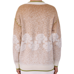 Pull personnalisé OEM & ODM pour femmes Pull à manches longues en tricot jacquard col en V pour femmes Cardigan pour femmes Pull tricoté à boutons pour femmes - Product Image 2