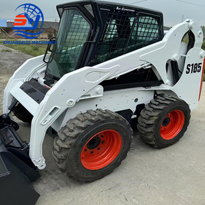 S185 Skid Steer Loader 924kg Rated Load 2023 Model White with Red Accents Engine <b>Used</b> for Sale - Product Image 4