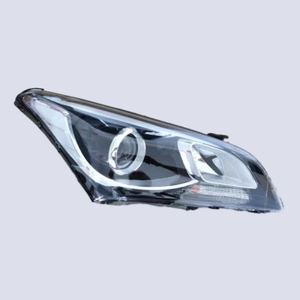 Pour Hyundai Mistra 2012 - 2016, bloc optique avant gauche, 7 fils avec clignotant, phare avant - Product Image 1