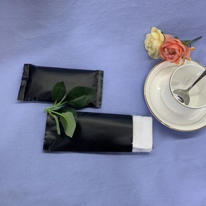 Lingettes humides jetables de luxe personnalisées, individuelles, pliées, nettoyantes, rafraîchissantes, parfum <span class=keywords><strong>citron</strong></span>, en coton compressé - Product Image 1