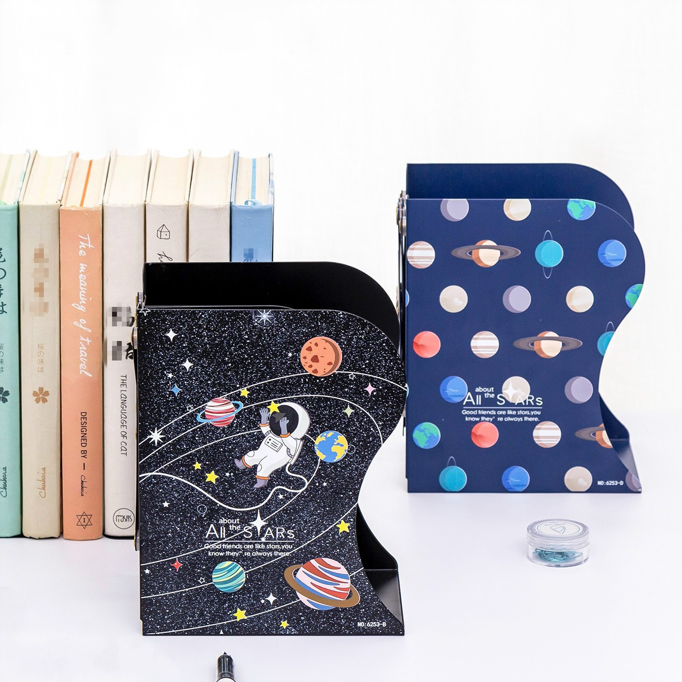 Hot Selling Office School Supplies Corner Bookshelf Space Star Adjustable Book Stand Desk Organizer Holder Children's Gifts