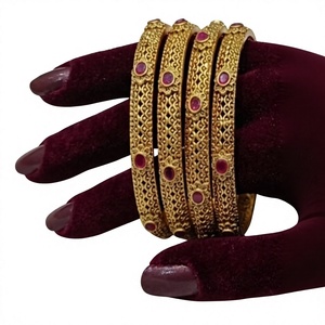 Juego de Brazaletes Bañados en Oro con Piedras de Rubí, Joyería Vintage para Mujer, Brazaletes de Aleación, Conjuntos de Joyería de Moda - Product Image 2