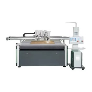 Machine <span class=keywords><strong>de</strong></span> découpe numérique CNC à lit plat pour carton, panneaux alvéolés, carton ondulé et <span class=keywords><strong>colis</strong></span>, avec couteau oscillant et fonction <span class=keywords><strong>de</strong></span> découpe à l'emporte-pièce - Product Image 2