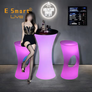 Chaise et table <span class=keywords><strong>de</strong></span> comptoir <span class=keywords><strong>de</strong></span> <span class=keywords><strong>bar</strong></span> modernes portables à LED <span class=keywords><strong>Tabouret</strong></span> <span class=keywords><strong>de</strong></span> <span class=keywords><strong>bar</strong></span> d'extérieur d'occasion bon marché pour événements, fêtes, jardin, patio Ensemble - Product Image 4