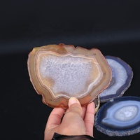 Vente en gros de pierre naturelle de quartz tranchée irrégulière coupe de quartz support de tranche d'agate de cristal sous-verre d'agate tranches de pierres de guérison