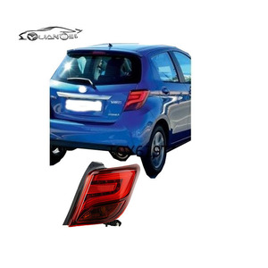 Feu arrière de voiture pour VITZ 2014-2016 <span class=keywords><strong>XP130</strong></span> FEU ARRIÈRE OEM R 81551-0D610 L 81561-0D610 Systèmes d'éclairage automobile - Product Image 1