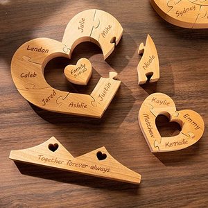 Personalizzato cedro arte popolare cuore Puzzle scrivania decorazione blocco di <span class=keywords><strong>legno</strong></span> targa con 1-12 nome incisa <span class=keywords><strong>tavolo</strong></span> <span class=keywords><strong>in</strong></span> <span class=keywords><strong>legno</strong></span> segni - Product Image 6