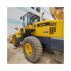 รถตัก WA320 Komatsu มือสองพร้อมมอเตอร์เครื่องยนต์และปั๊มเครื่องยนต์ - Product Image 1