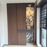 Armoires de rangement et de présentation haut de gamme sur mesure pour salons de villas : Conception et personnalisation sur mesure