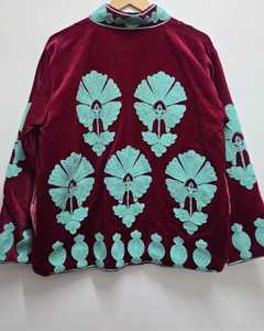 เสื้อแจ็คเก็ตฤดูหนาวผ้ากำมะหยี่ปักลายสัตว์แบบซูซานี ทำมือ ระบายอากาศได้ดี แต่งลูกไม้ด้านหน้า พร้อมโลโก้  ผ้าฝ้ายสไตล์โบโฮ รับผลิตแบบ OEM - Product Image 3