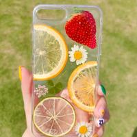Gedroogd fruit & handgemaakte echte bloemen telefoonhoesje, Daisy, Lemon & Strawberry design voor iPhone 15 Pro Max / iPhone 17