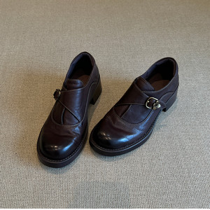 Mocasines de Cuero Genuino Estilo Británico Retro, Zapatos de Cuero con Punta Redonda y Tacón Cuadrado, Diseño con Hebilla de Cinturón - Product Image 4