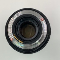 Objectif Canon EF 24-70mm F/2.8L IS USM d'occasion de haute qualité pour appareils plein format, idéal pour la photographie de portrait