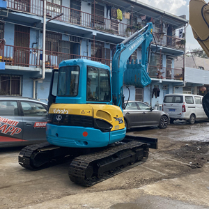 Pour la mini-pelle Kubota KX155 utilisée mais en excellent état avec moteur puissant Meilleur prix pour les travaux de construction - Product Image 1