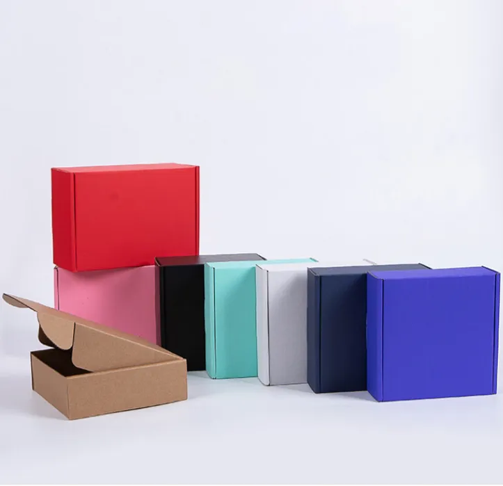 럭셔리 에코 친화적 인 흰색 판지 크래프트 지 배송 선물 상자 로고 포장 의류 신발 골판지 종이 상자